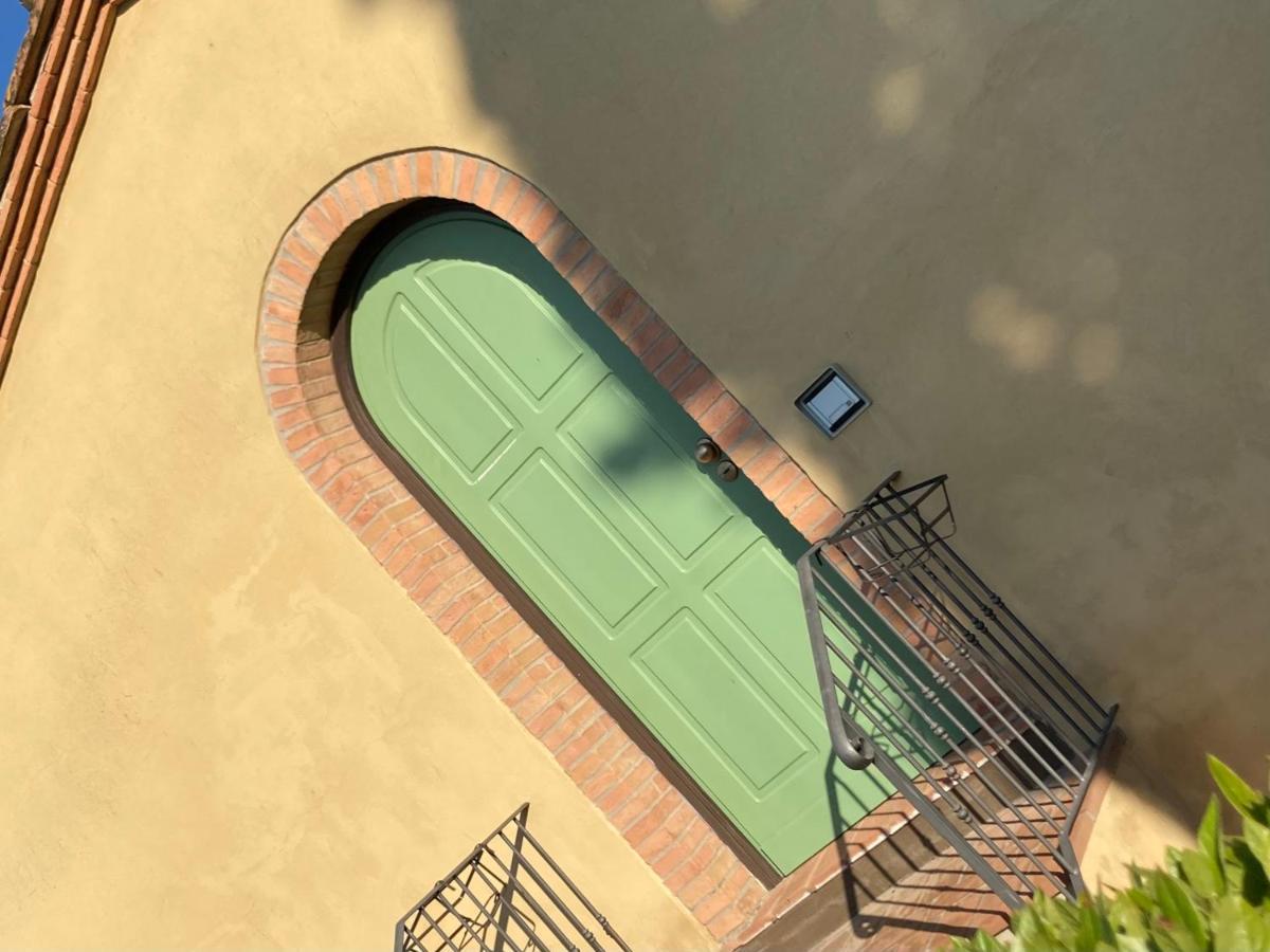 Appartamento Il Vecchio Fienile San Gimignano Exterior foto